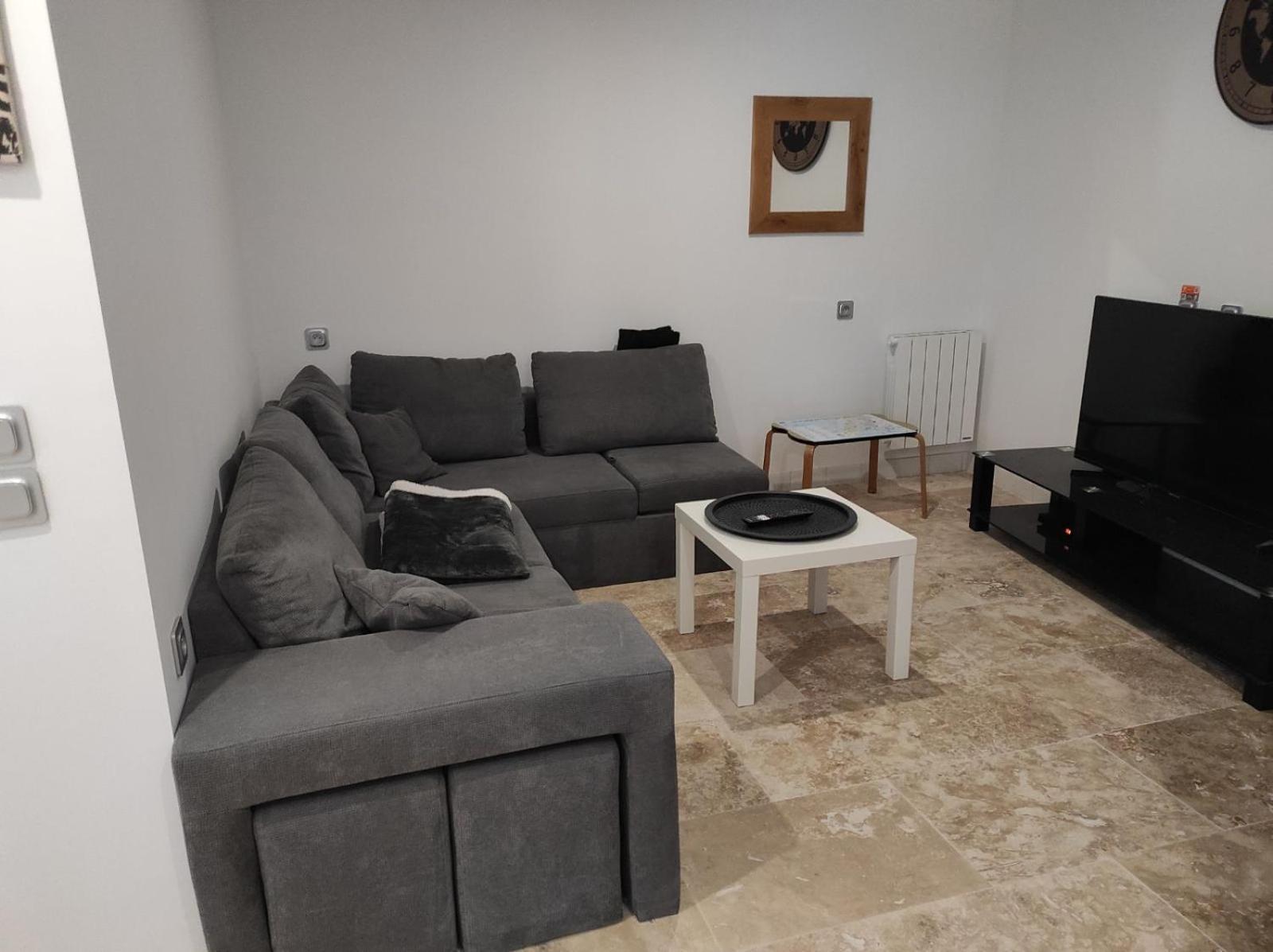 Maison Luxe Cleo Aeroport 4 Personnes Tille